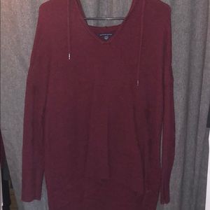 Burgundy hoodie sweater